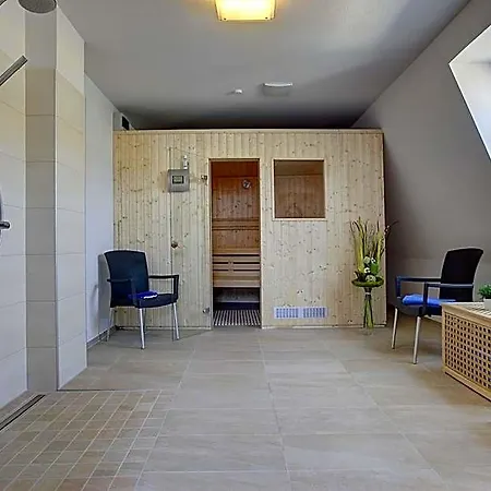 Hotel Lindenhof 3*